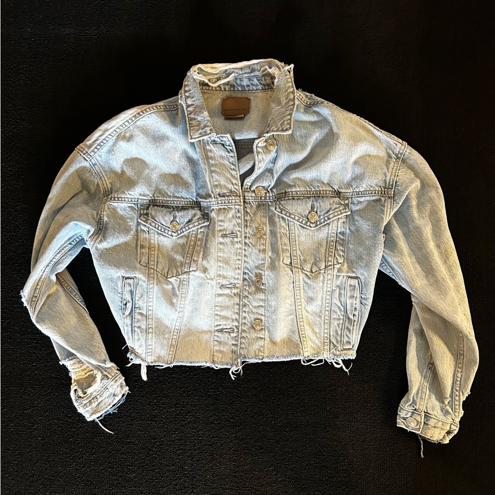 American Eagle Outfitters Light Blue Cropped Jean Jacket